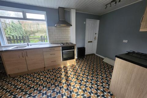 28 Chevet Mount, Allerton, Bradford, BD15 7UL