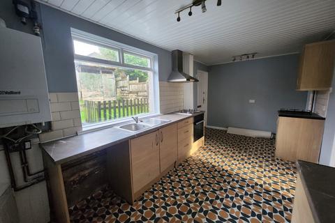 28 Chevet Mount, Allerton, Bradford, BD15 7UL