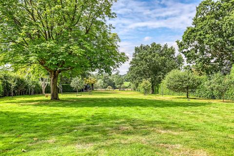 4 bedroom detached house for sale, Woolmongers Lane, Ingatestone