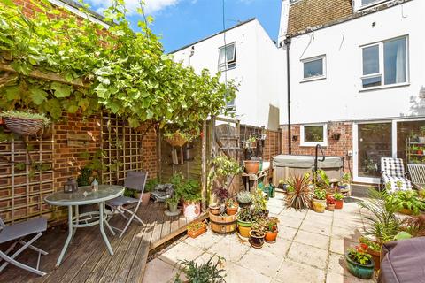 3 bedroom townhouse for sale, Belmont Street, Southsea, Hampshire