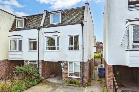 3 bedroom townhouse for sale, Belmont Street, Southsea, Hampshire