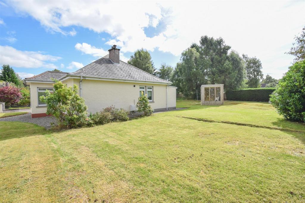 GARDEN-2.jpg