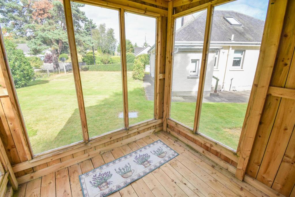 SUMMER HOUSE-2.jpg