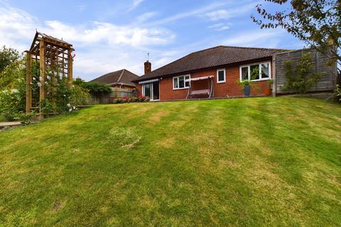 4 bedroom detached bungalow for sale, Riverside Mead, Stanground Marina, Peterborough, PE2