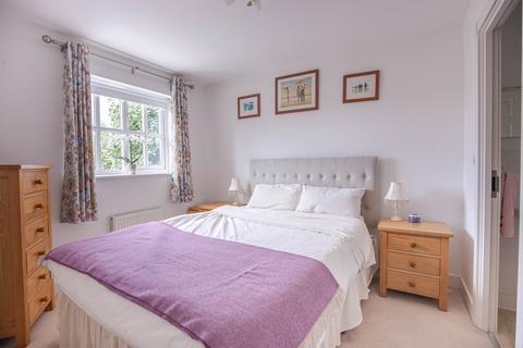 3 bedroom terraced house for sale, Athelstan Court, Malmesbury, SN16