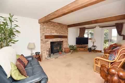 5 bedroom detached house for sale, Hammond Street, Mappowder