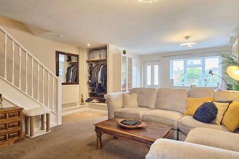 36 Verne Drive, Ampthill, Bedford, MK45 2PS
