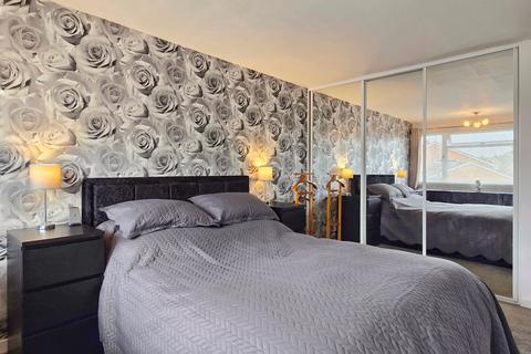 36 Verne Drive, Ampthill, Bedford, MK45 2PS