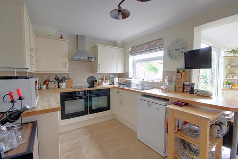 4 bedroom semi-detached house for sale, Orchard Rise, Tibberton, Gloucester