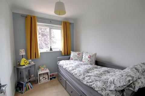 38 Orchard Rise, Tibberton, Gloucester, GL19 3AT