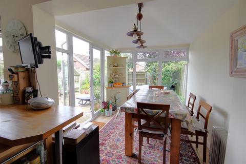38 Orchard Rise, Tibberton, Gloucester, GL19 3AT