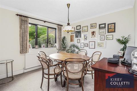 undefined, Badgers Croft, Broxbourne, Hertfordshire