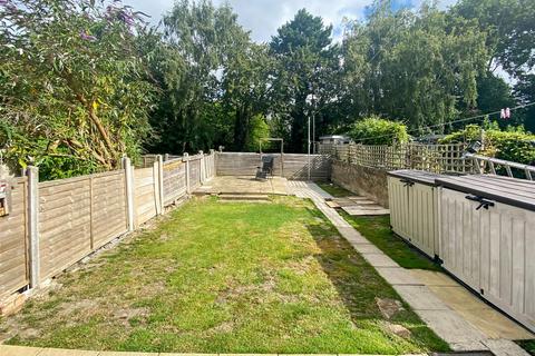 18 Clun Road, Littlehampton, BN17 7DY
