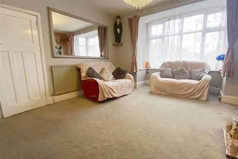 18 Clun Road, Littlehampton, BN17 7DY