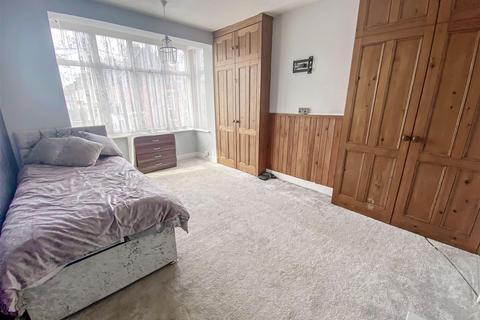 18 Clun Road, Littlehampton, BN17 7DY