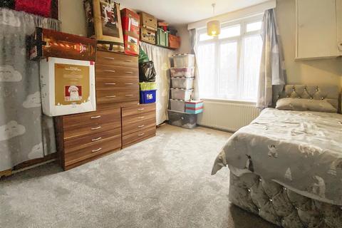 18 Clun Road, Littlehampton, BN17 7DY