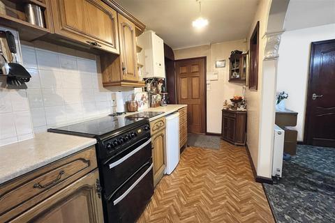 3 bedroom semi-detached house for sale, Wadsworth Avenue, Sheffield, S12