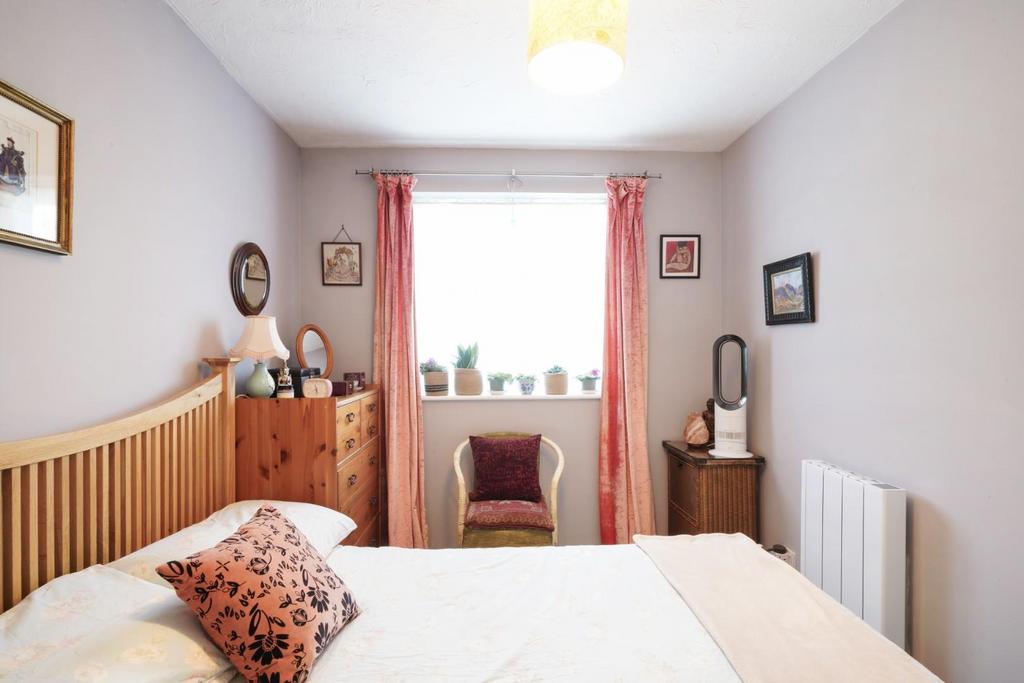 30 Gables Close - SWdh Fkyyb3p ITBBp AIVS.jpg