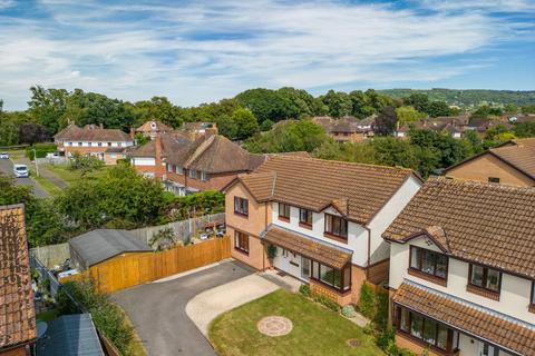 4 bedroom detached house for sale, Alverton Drive, Cheltenham GL52