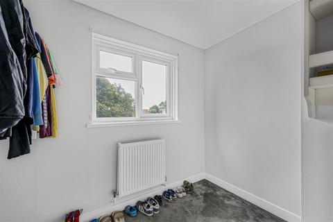 18 Foxhill, Peacehaven, BN10 7SE