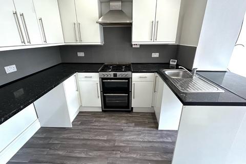 3 bedroom terraced house to rent, Clarendon Street, Barnsley, South Yorkshire, S70
