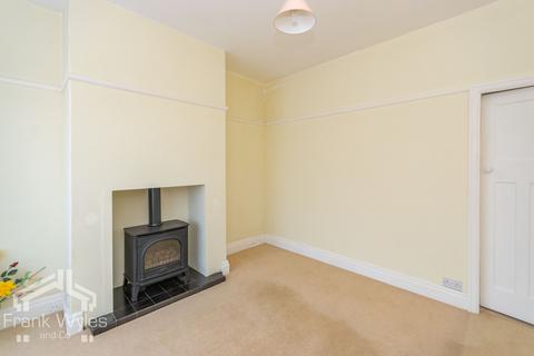 2 bedroom semi-detached bungalow for sale, Gracamy Avenue, Warton, Preston, Lancashire