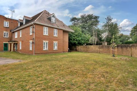 2 bedroom flat for sale, Slough,  Berkshire,  SL3