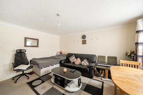 2 bedroom flat for sale, Slough,  Berkshire,  SL3