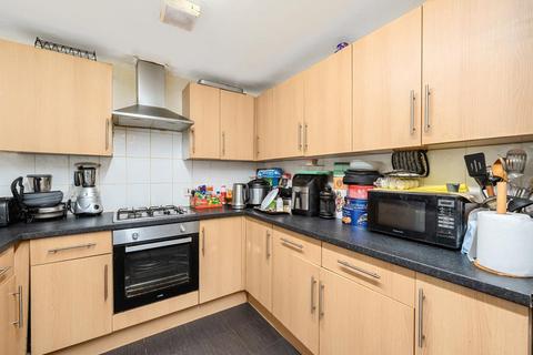 2 bedroom flat for sale, Slough,  Berkshire,  SL3