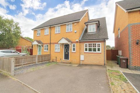 2 Bakers Gardens, Carshalton, SM5 2SF