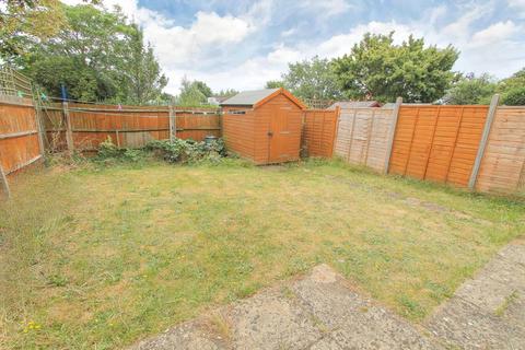 2 Bakers Gardens, Carshalton, SM5 2SF