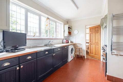 5 bedroom detached house for sale, Lynn Grove, Gorleston