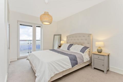 Flat 1, 63 Ocean Drive, Edinburgh, EH6 6BP