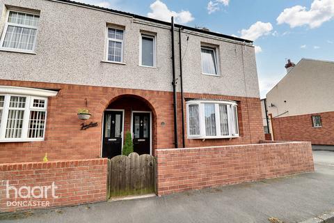 2 bedroom end of terrace house for sale, Kings Terrace, Askern, Doncaster