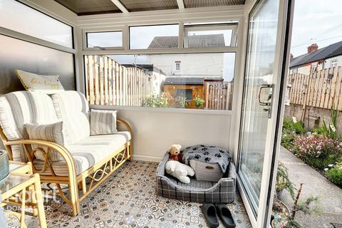 12 Kings Terrace, Askern, Doncaster, DN6 0LT