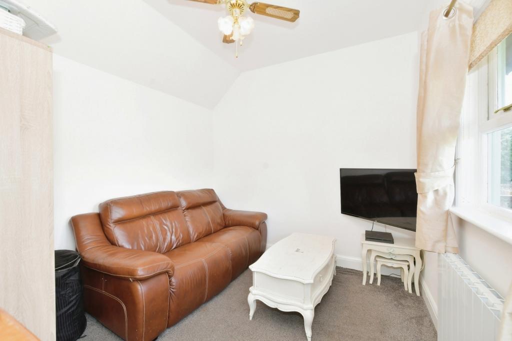 28bfa493-Lounge 20