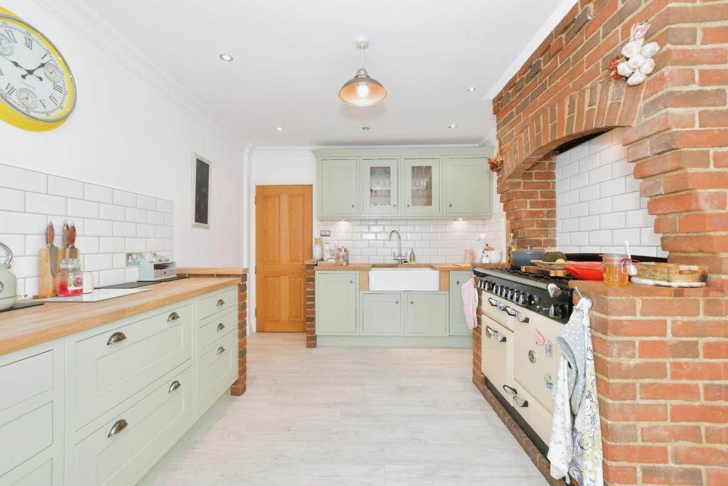 548cf3b2-Kitchen ...