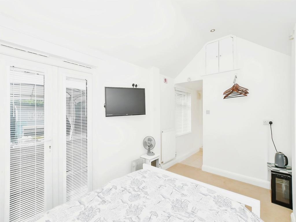 2a85c456-Bedroom ...