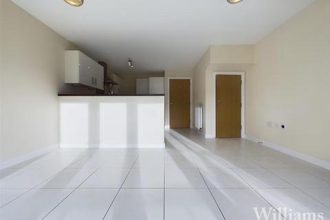 3 bedroom end of terrace house for sale, Pershore Way, Aylesbury HP18