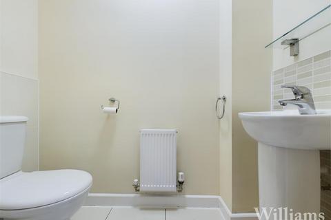 3 bedroom end of terrace house for sale, Pershore Way, Aylesbury HP18