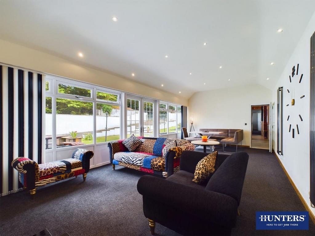Dining/Family Room