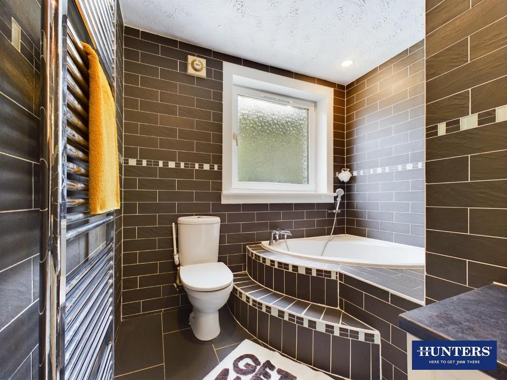 Bedroom Two En-Suite