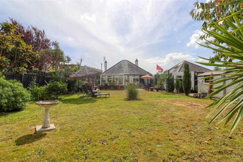107 Dulwich Road, Holland-on-sea, Clacton-on-sea, CO15 5LU