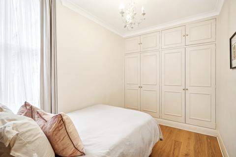 1 bedroom flat to rent, Courtfield Road, South Kensington, London