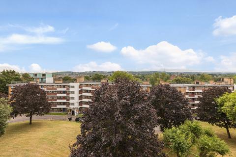 1 bedroom flat for sale, Appleshaw House, Champion Hill Estate, London, SE5