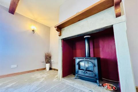 2 bedroom cottage for sale, Warren House Lane, Huddersfield HD3