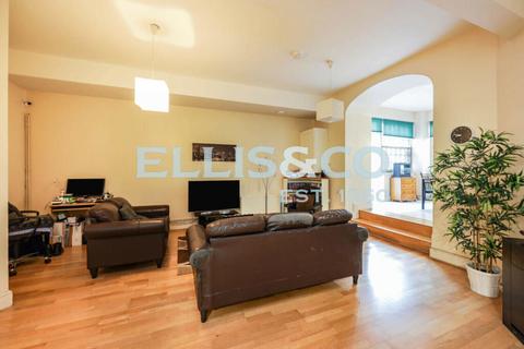 3 bedroom flat for sale, West Park Road, ., Southall, ., UB2 4AF