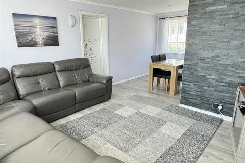 43 Menear Road, St Austell, PL25 3DF