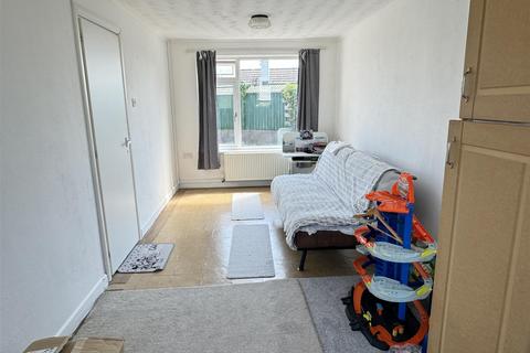 43 Menear Road, St Austell, PL25 3DF
