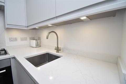 431 Newfoundland Way, Portishead, Bristol, BS20 7QH